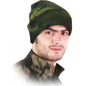 Šilta megzta kepurė...